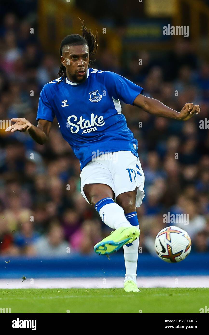 iwobi-everton-hi-res-stock-photography-and-images-alamy