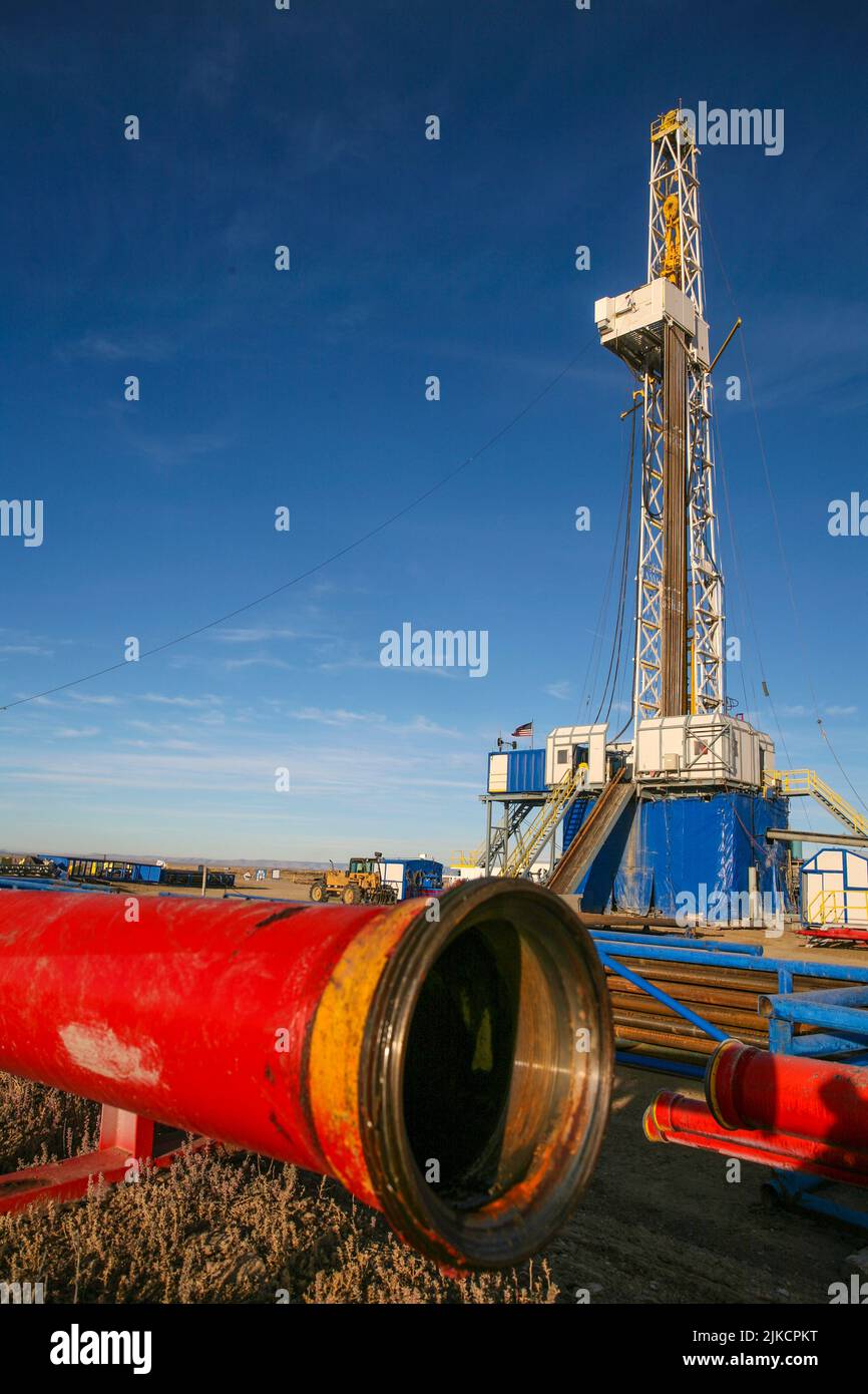 Drilling rig near Wamsutter, Wyoming Stock Photo