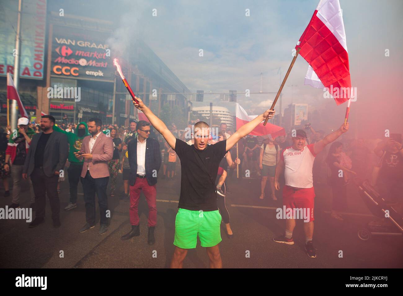 Wroclaw, Wroclaw, Poland. 1st Aug, 2022. In Wroclaw, as every year at 5.00 p.m., fans of ÅšlÄ…sk WrocÅ‚aw and residents celebrated the 78th anniversary of the outbreak of the Warsaw Uprising. (Credit Image: © Krzysztof Zatycki/ZUMA Press Wire) Stock Photo