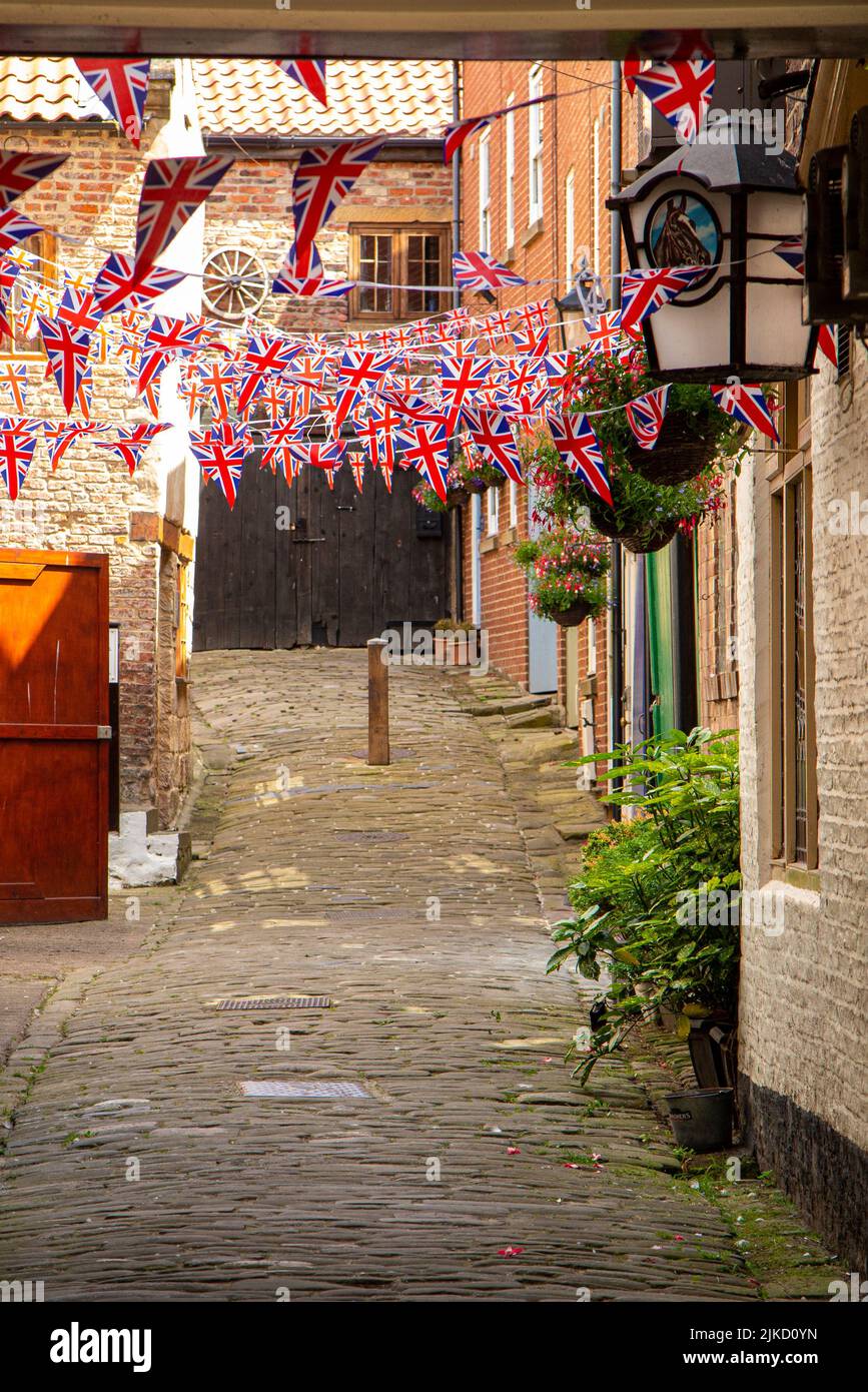 Narrow streets in Whitby, a popular holiday destination in Yorkshire Stock Photo