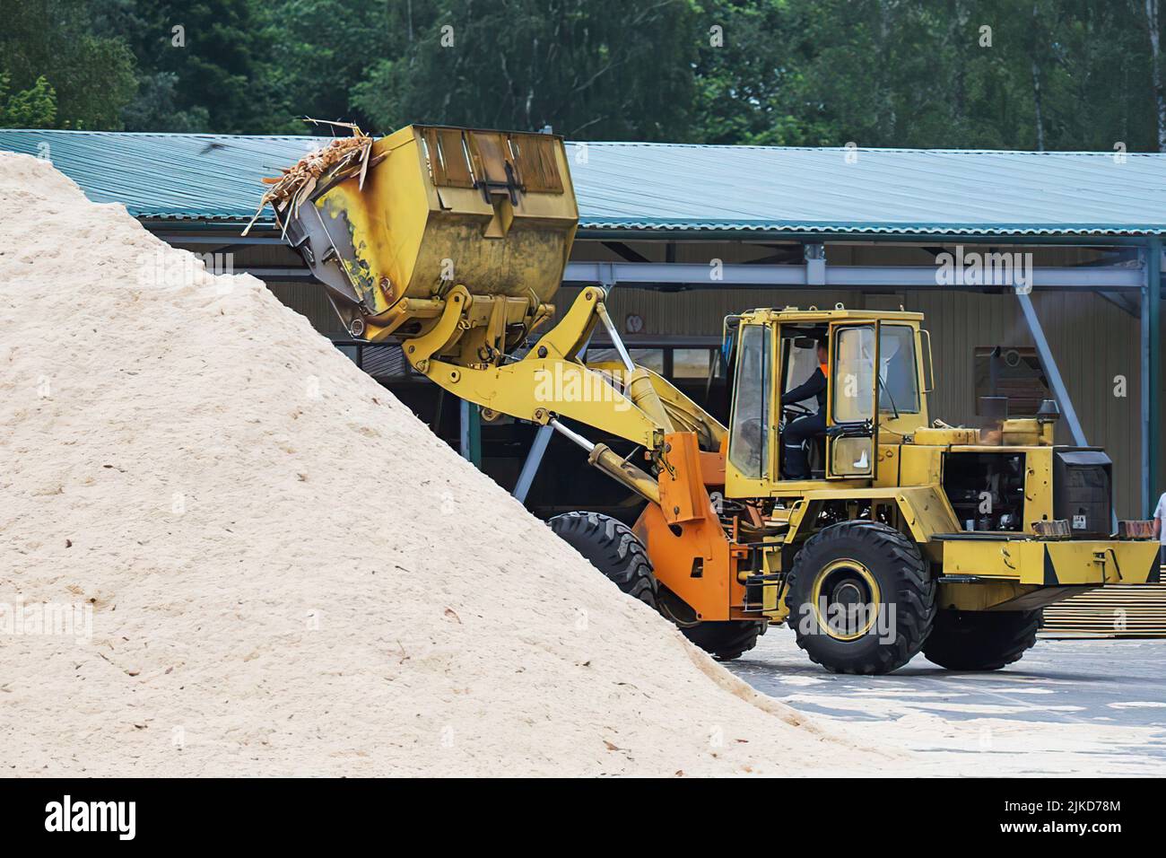 Sawmill operations hi-res stock photography and images - Alamy
