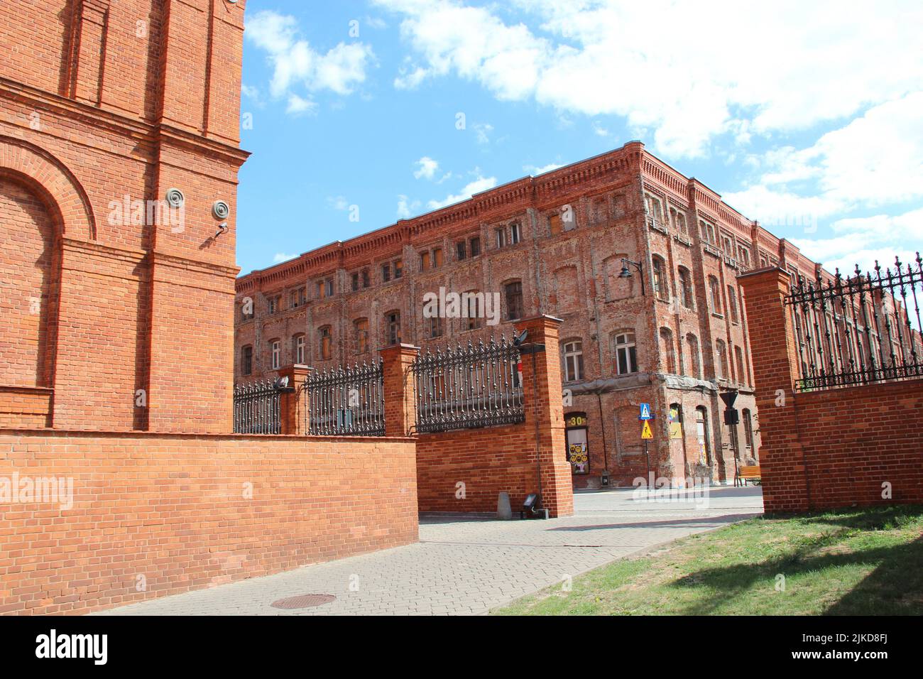 Red brick factory hires stock photography and images Alamy