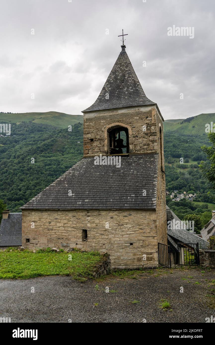 Vielle-Louron village, Louron valley, Occitanie, Pyrenean mountain range, France. Stock Photo