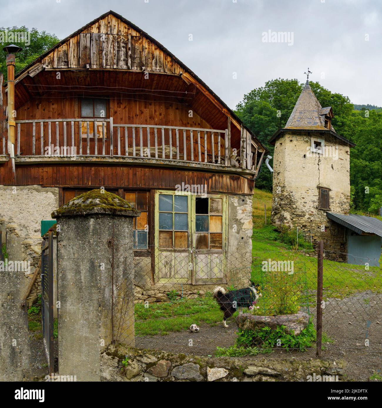 traditional barn, Vielle-Louron village, Louron valley, Occitanie, Pyrenean mountain range, France. Stock Photo