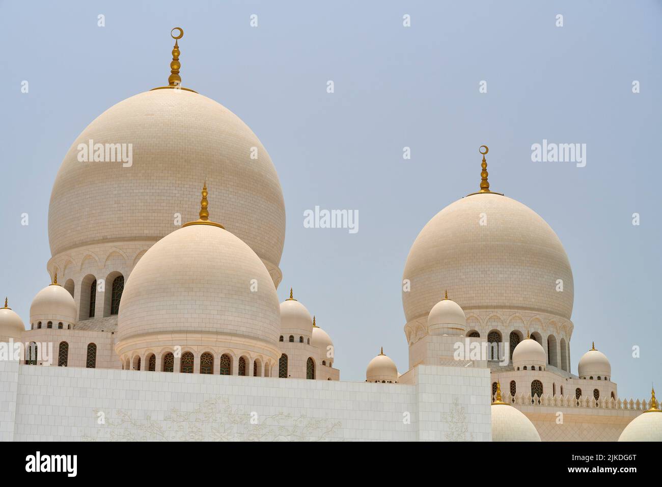 Exterior view of the Sheikh Zayed Mosque. Abu Dhabi. United Arab Emirates. Stock Photo