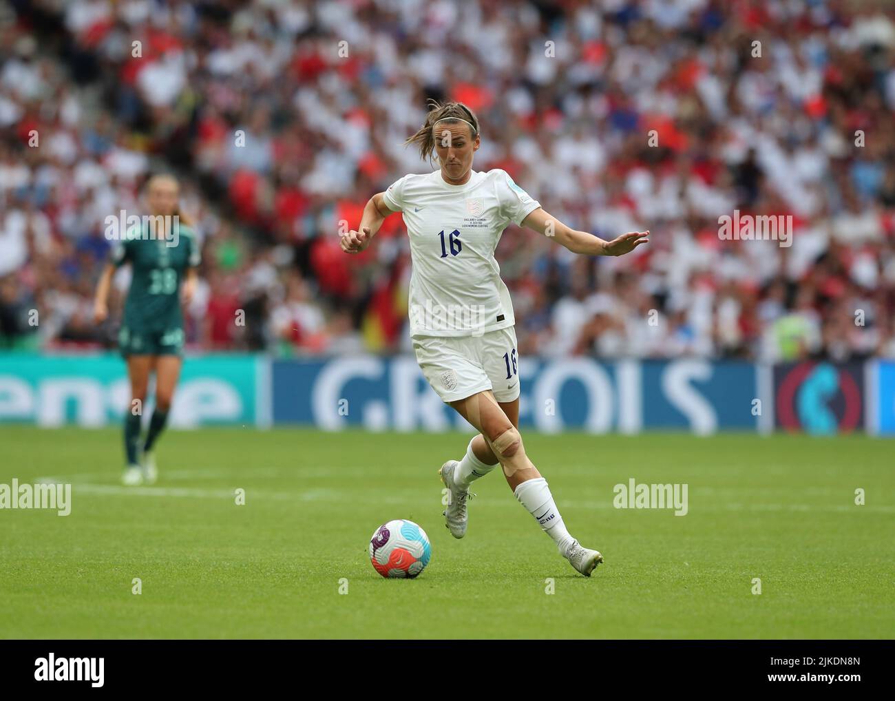 31st July 2022; Wembley Stadium, London, England: Womens European International final, England versus Germany: Jill Scott of England passing the ball into midfield Stock Photo