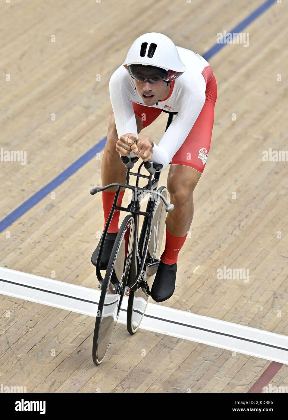 Stratford, United Kingdom. 01st Aug, 2022. Commonwealth Games Track Cycling. Olympic Velodrome. Stratford. Ethan Vernon (ENG) during the Mens 1000m Time Trial. Credit: Sport In Pictures/Alamy Live News Stock Photo