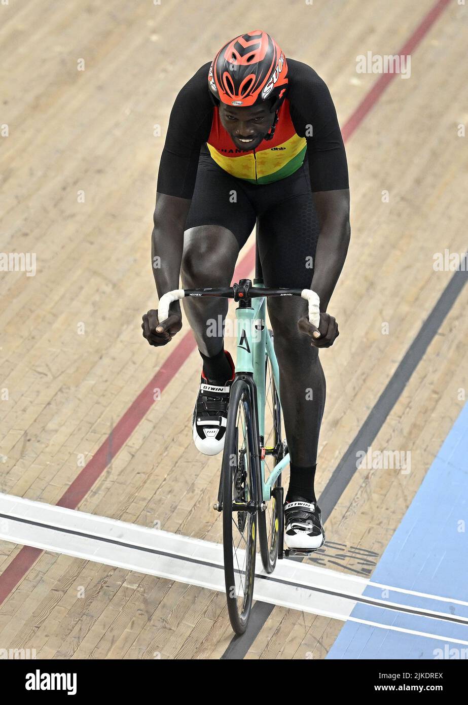 Stratford, United Kingdom. 01st Aug, 2022. Commonwealth Games Track Cycling. Olympic Velodrome. Stratford. Emmanuel Otokunor Sackey (GHA) during the Mens 1000m Time Trial. Credit: Sport In Pictures/Alamy Live News Stock Photo