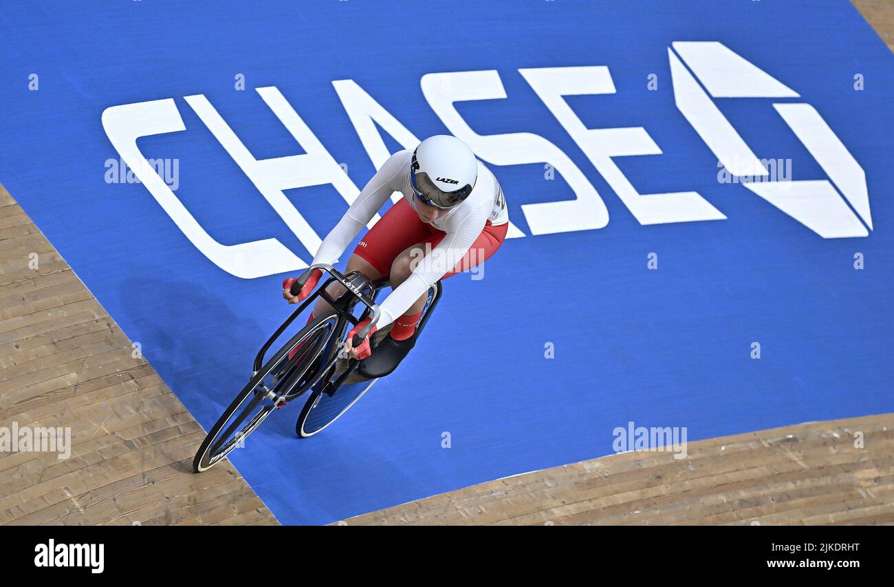 Stratford, United Kingdom. 01st Aug, 2022. Commonwealth Games Track Cycling. Olympic Velodrome. Stratford. Laura Kenny (ENG) during the Womens 10km Scratch race Credit: Sport In Pictures/Alamy Live News Stock Photo