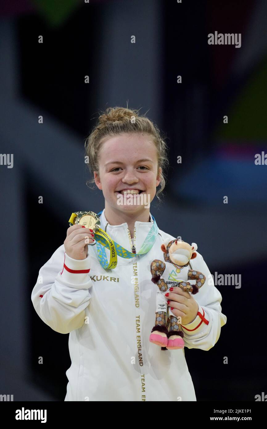 England S Maisie Summers Newton With Her Gold Metal After The Women S 100m Breaststroke Sb6 Final At Sandwell Aquatics Centre On Day Four Of The 22 Commonwealth Games In Birmingham Picture Date Monday August