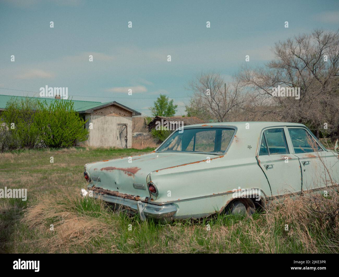 Abandoned Classic Car Stock Photo - Alamy