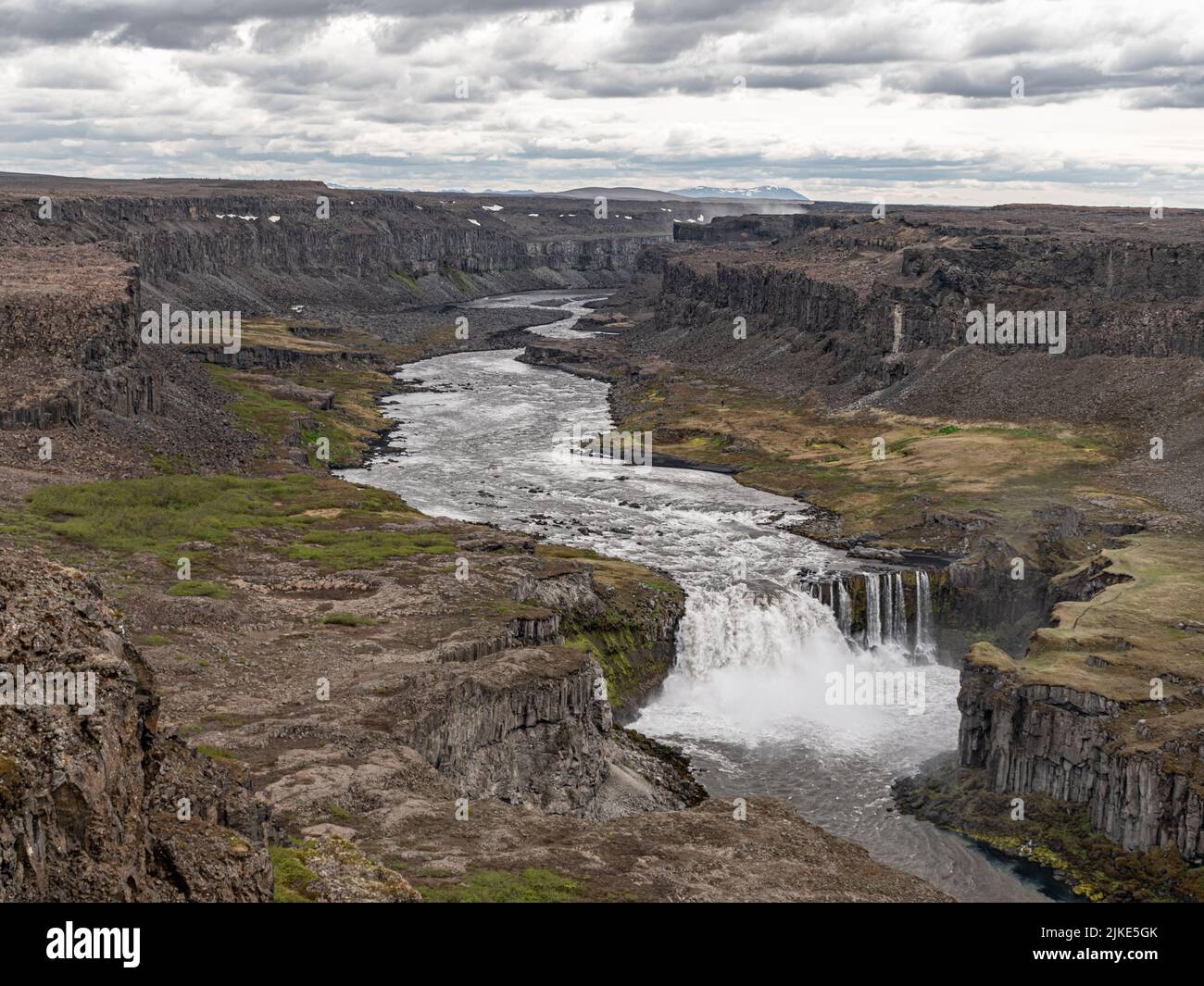 Aerial view of the waterfall Hafragilsfoss and the surrounding canyon Jokulsargljufur seen from the east bank of river Jokulsa a Fjollum, in northern Stock Photo