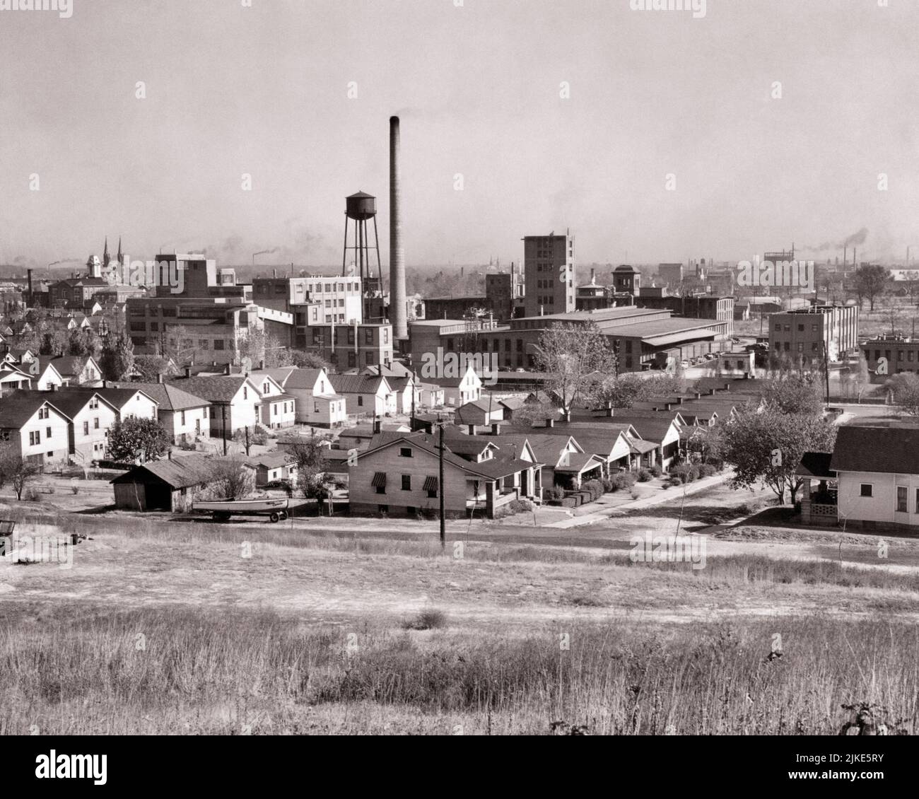 1930s MEADE JOHNSON FACTORY AND WORKERS HOMES EVANSVILLE INDIANA USA