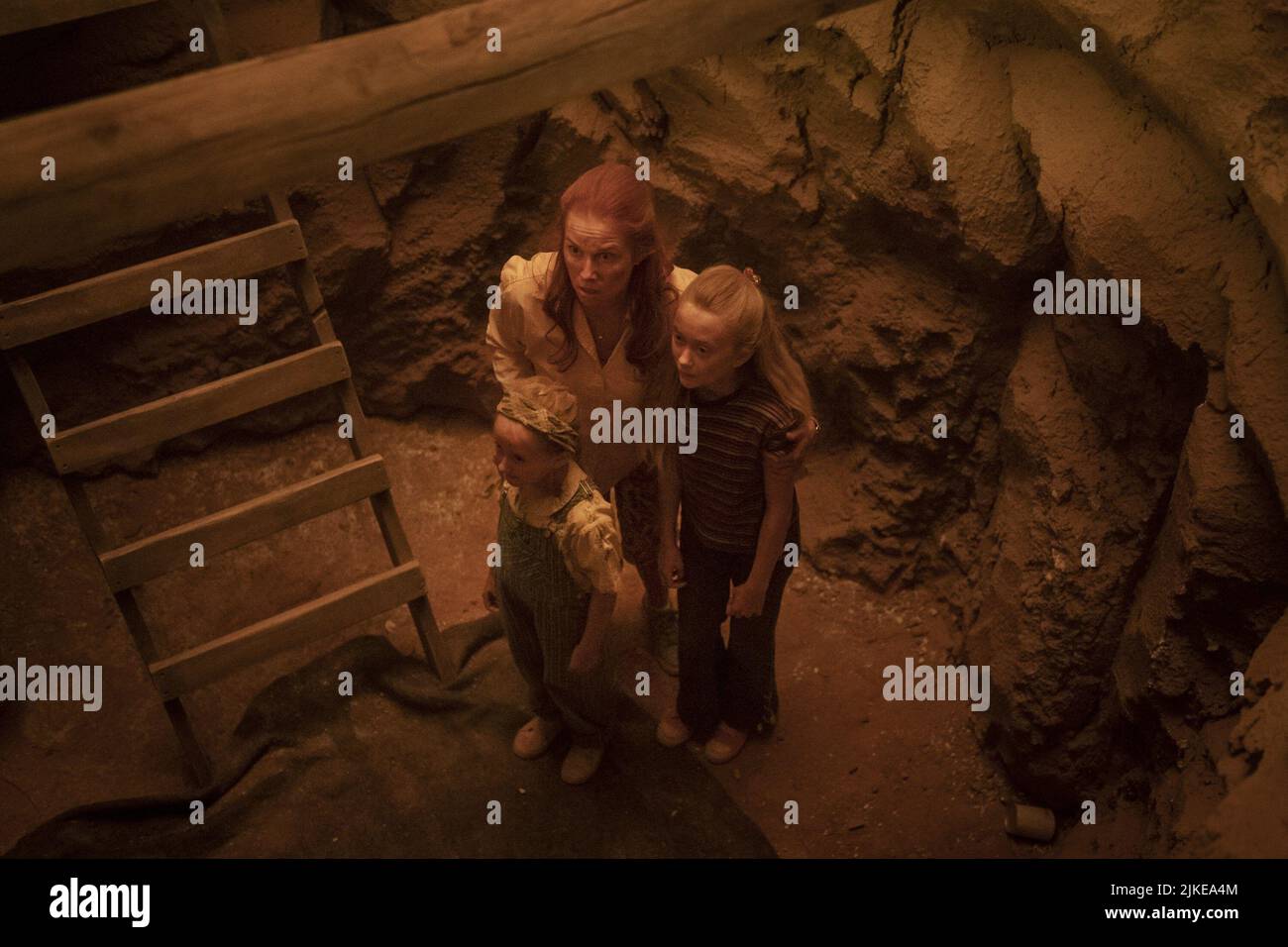 DARK WINDS, from left Kate Bergeron, Julianne Frick, Sophie Jane Frick