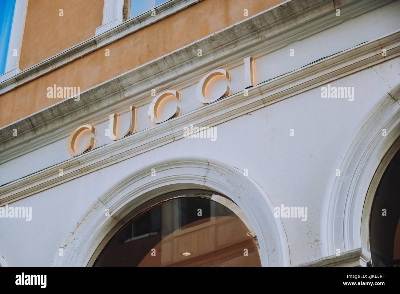 Gucci outlet hi-res stock photography and images - Alamy