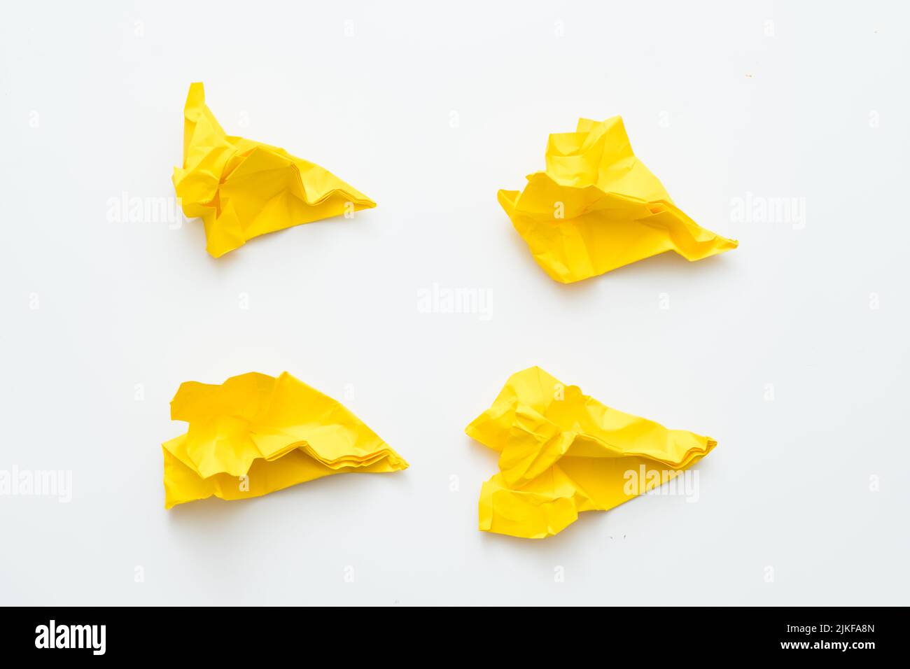 Crushed yellow paper hi-res stock photography and images - Alamy
