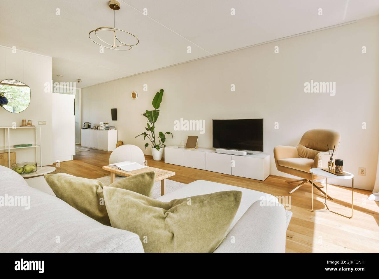Picture of West Elm: Modern Furniture, Home Decor, Lighting & More