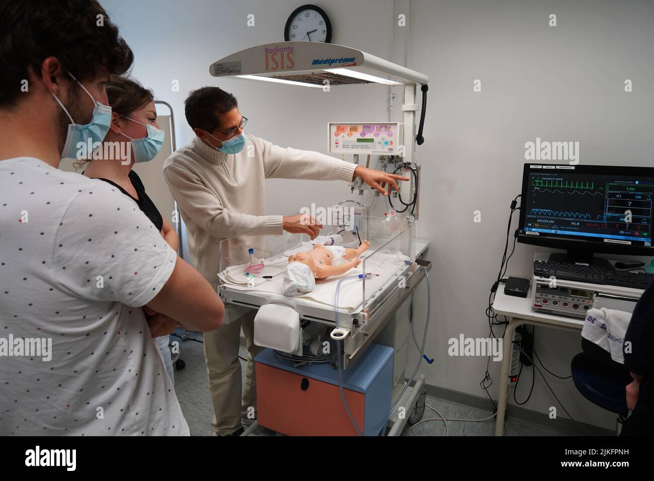 Pediatric resuscitation simulation workshop at the Nimes Faculty of Medicine. Stock Photo