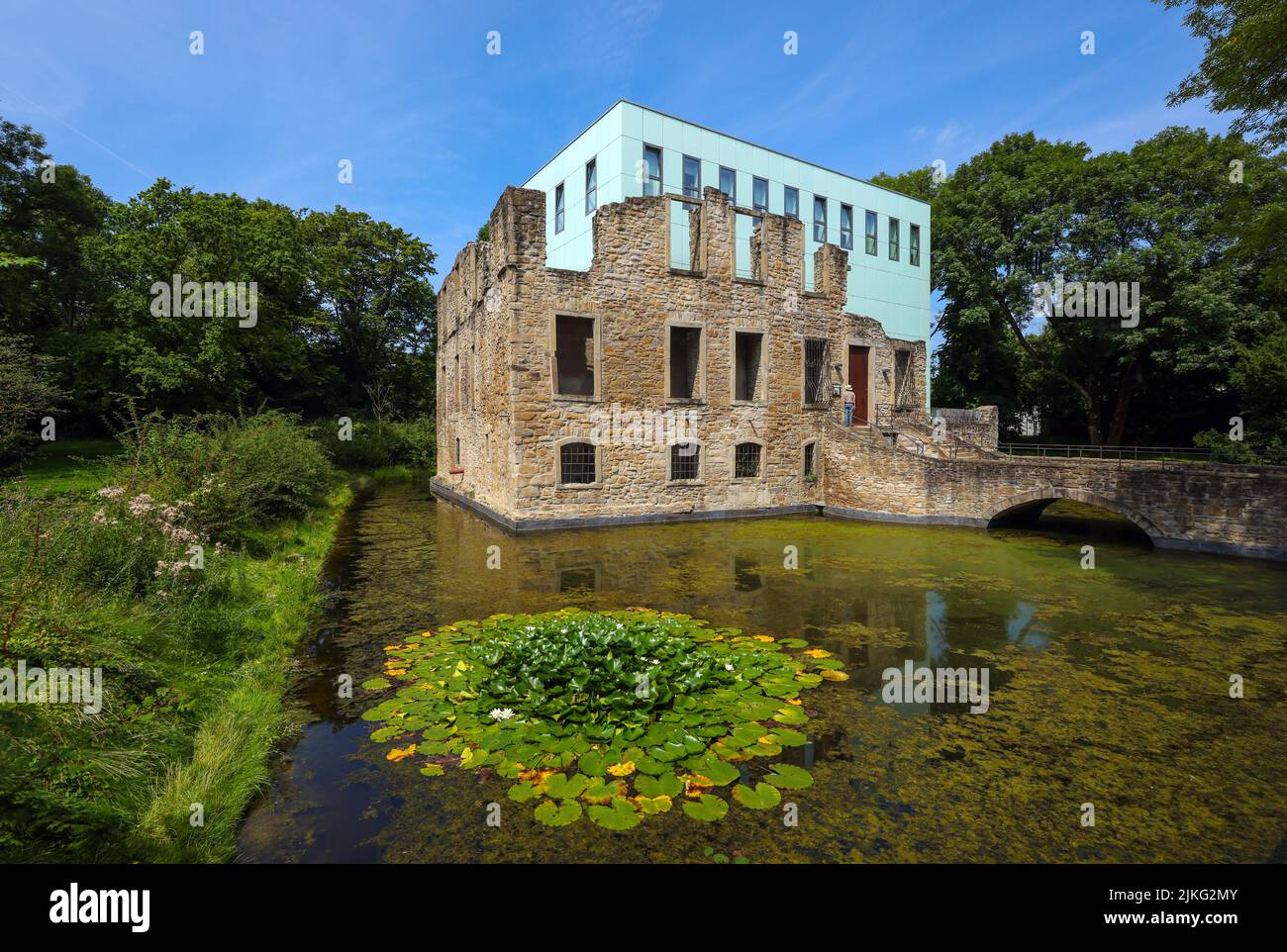 24.05.2022, Germany, North Rhine-Westphalia, Bochum - Castle park Weitmar. Park with the ruins of a mansion from the 16th century, the Weitmar House, Stock Photo