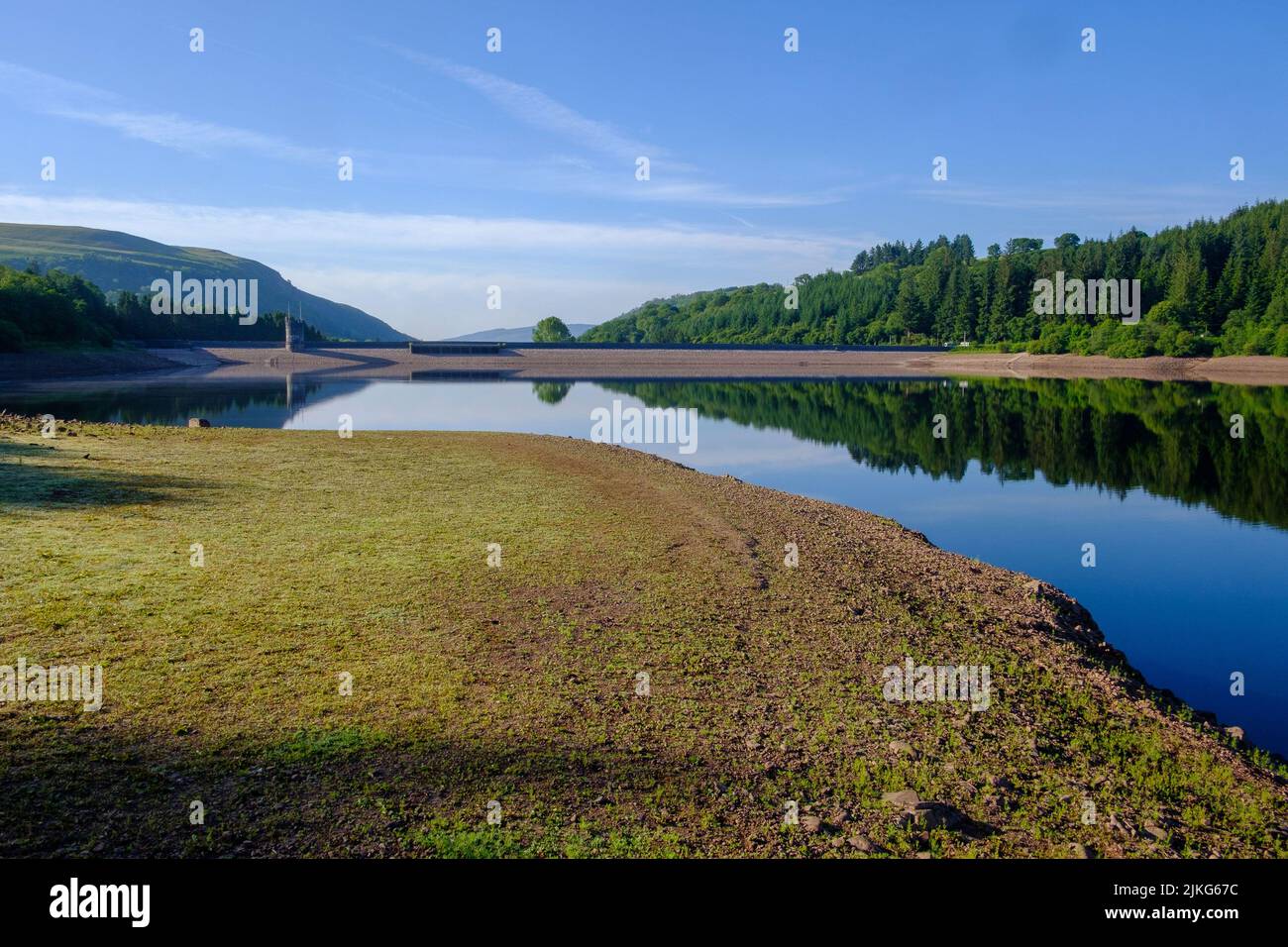 21.06.22 - Low water levels in the Llwyn-onn reservoir near Merthyr ...