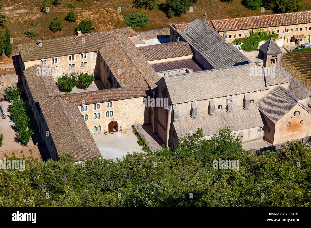 Abbaye Notre-Dame de Sénanque near Gordes, Provence, France Stock Photo