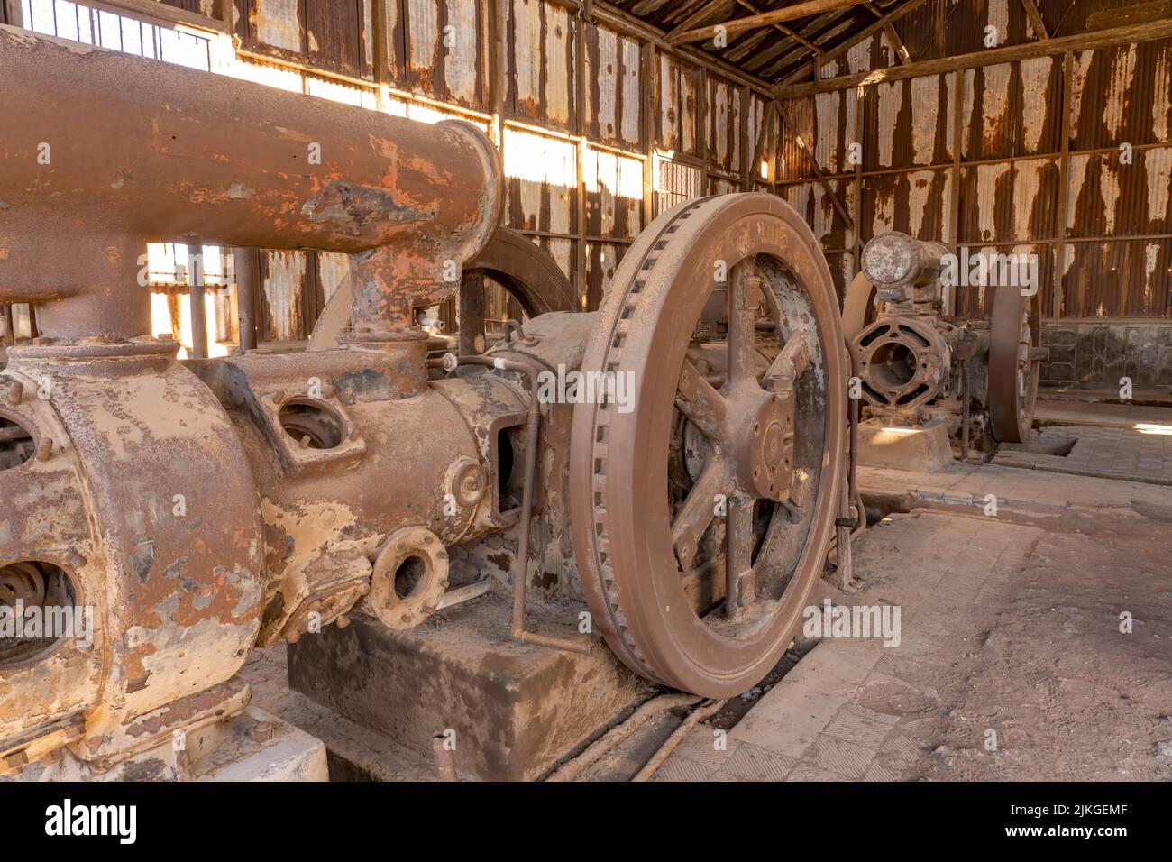 Large compressors at the Salitrera Santa Laura saltpeter plant.  Humberstone, Chile. Stock Photo