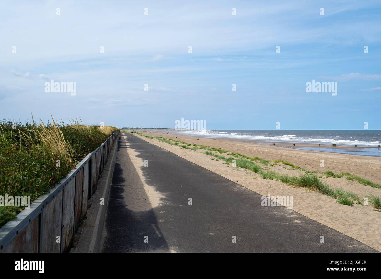 Looking north from Sandilands towards SuttononSea along the sea front