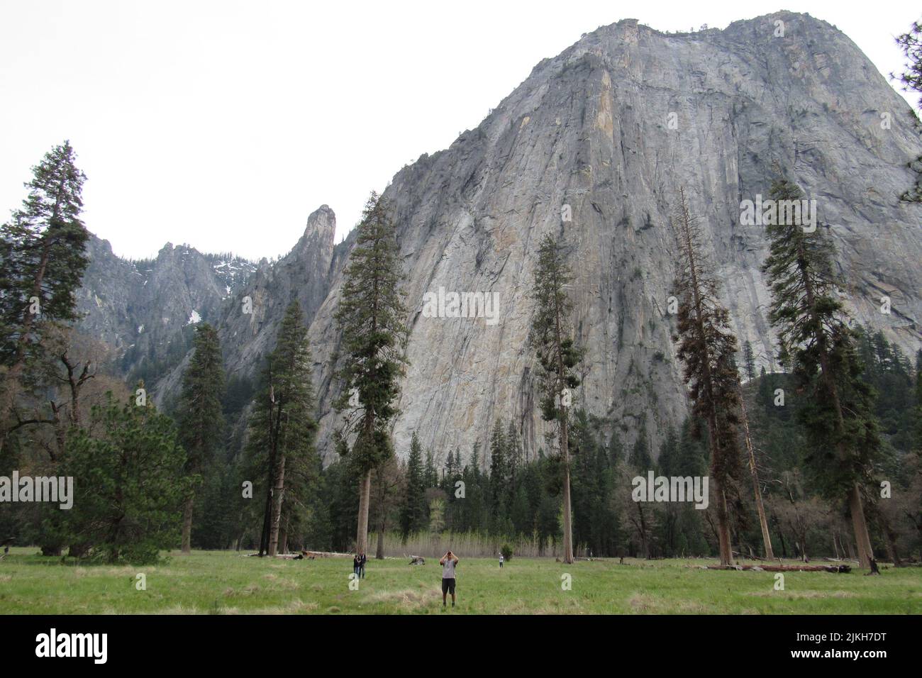 An aerial view of beautiful mountains in Yosemite National Park, USA