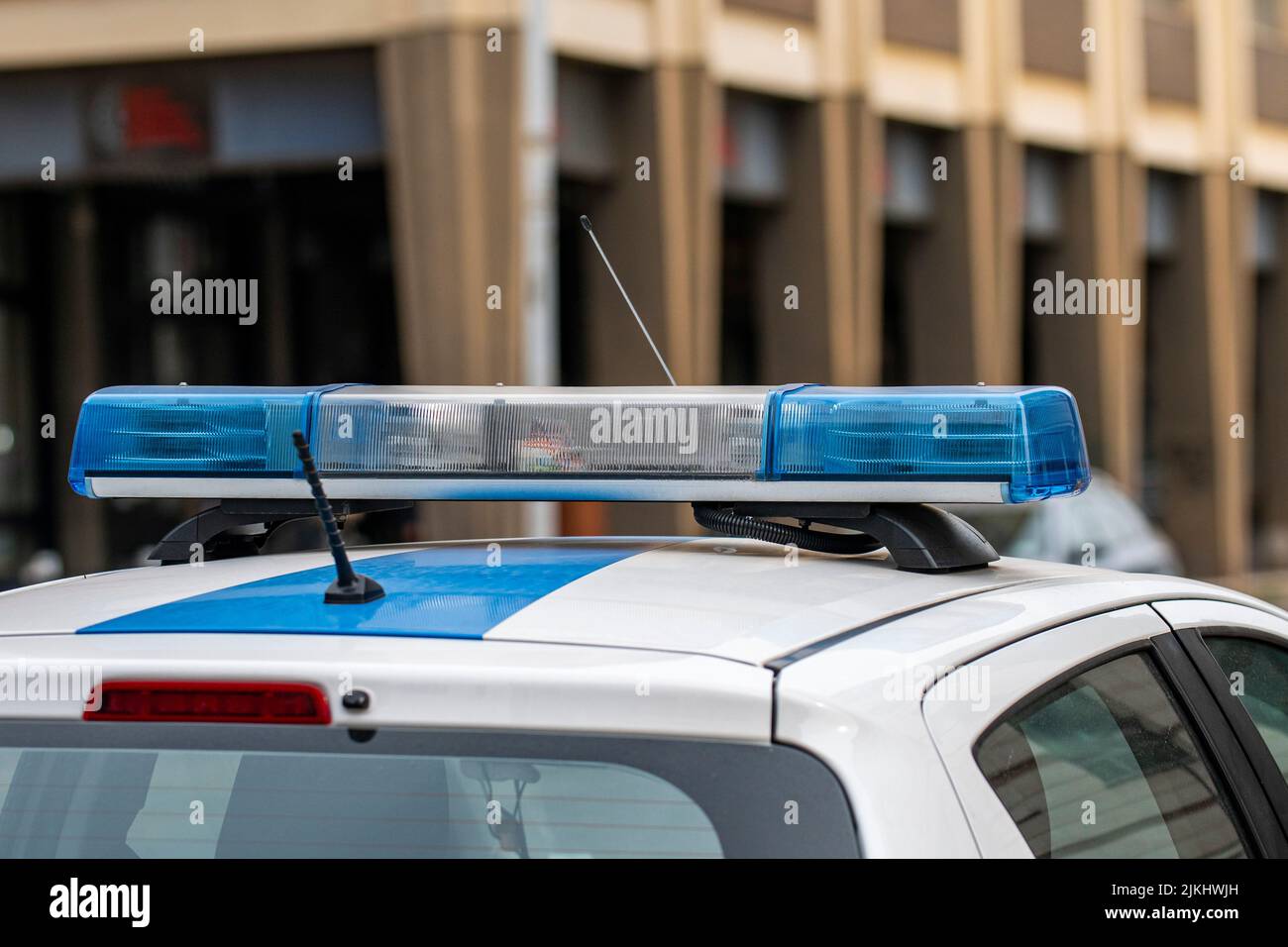 Police car flashing lights hi-res stock photography and images - Alamy
