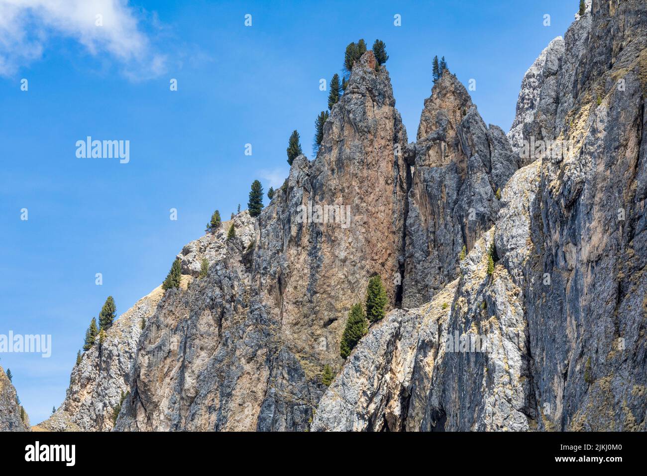 Italy, Trentino Alto Adige, Trento, Primiero San Martino di Castrozza, Paneveggio and Pale di San Martino Natural Park. Rock formation in Venegia valley, group of sharp rocks similar to a rocky castle Stock Photo