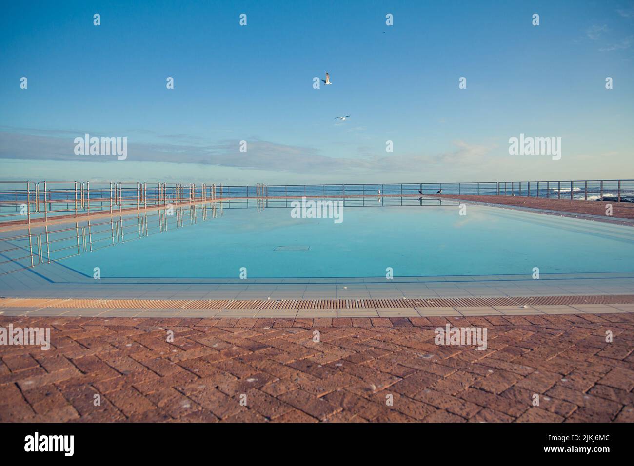 The Sea Point swimming pool in Cape Town Stock Photo - Alamy