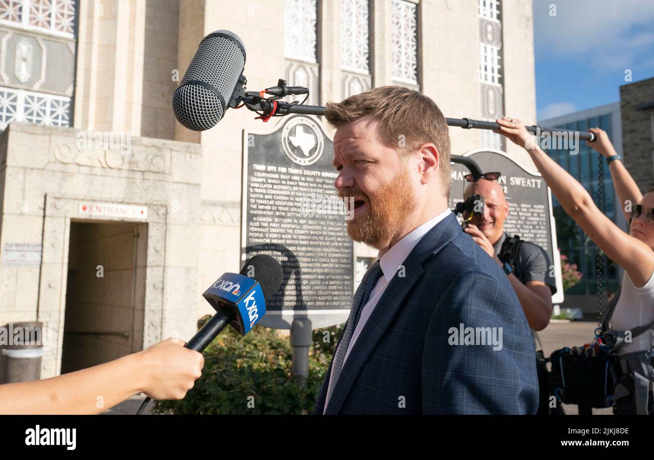 Austin, United States. 02nd Aug, 2022. Austin, United States. 2nd Aug, 2022. Family attorney MARK BANKSTON speaks to the media during the start of Day 6 in the defamation trial of Alex Jones (not shown) and InfoWars at the Travis County Courthouse on August 2, 2022. Jones is expected to testify in the closing days of the trial. Credit: Bob Daemmrich/Alamy Live News Stock Photo