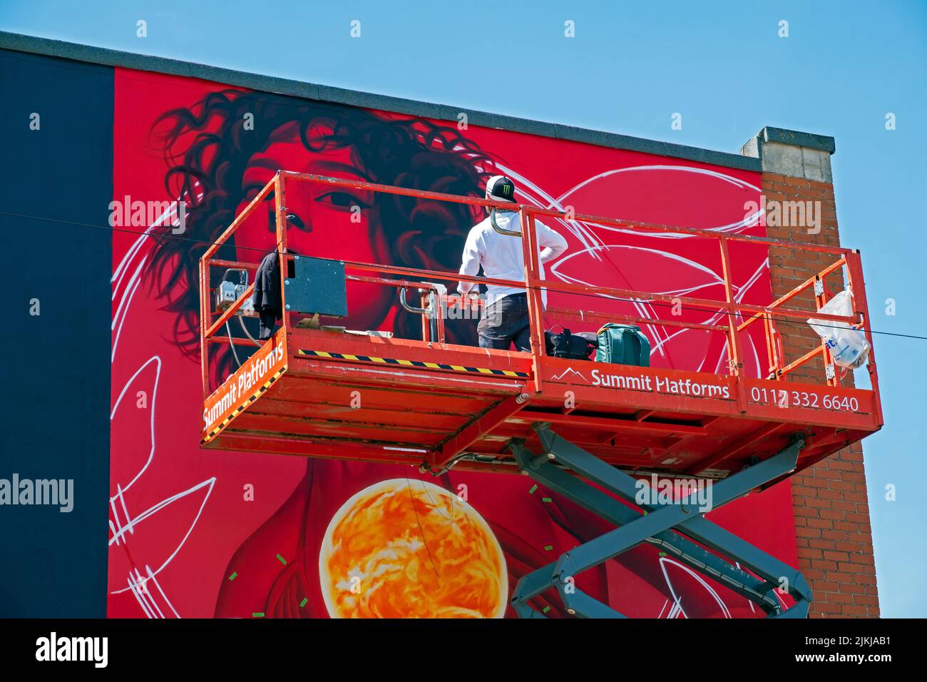 WestonsuperMare, UK, 29 July 2022. Artist Insane51 at work on the