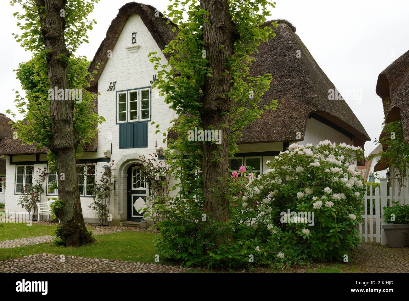 Thatched Frisian house, Nieblum, Föhr, North Frisia, North Sea, North Frisian Islands, Wadden Sea National Park, Schleswig-Holstein National Park, Schleswig Holstein, Germany Stock Photo