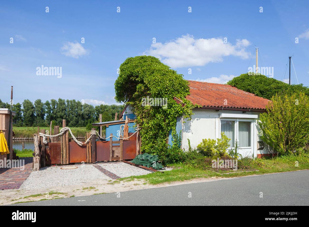 Old house in Varel harbor, Varel, Lower Saxony, Germany, Europe Stock Photo