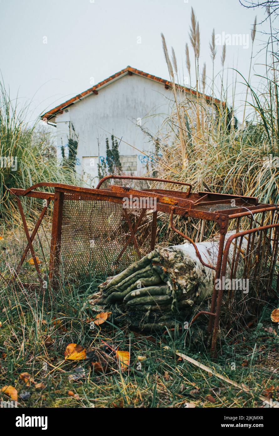 Shot abandoned rusty vintage hi-res stock photography and images - Alamy