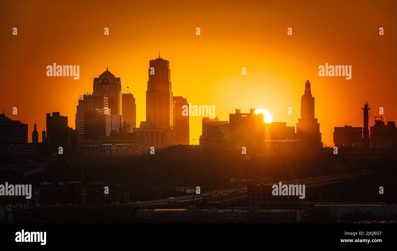A beautiful view of the sunrise over Kansas City, Missouri Stock Photo Alamy
