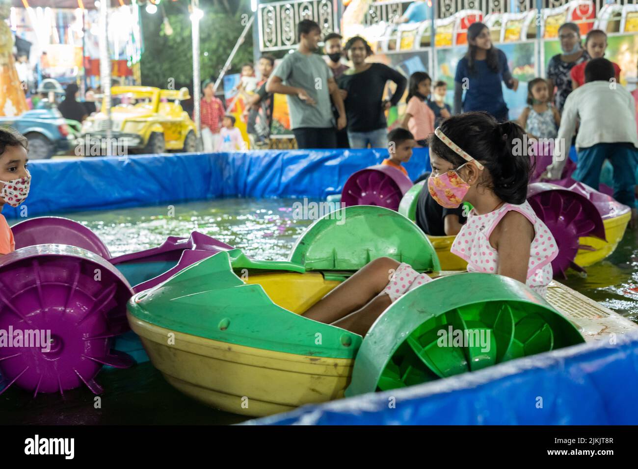 Children playing festival games hi-res stock photography and images - Alamy