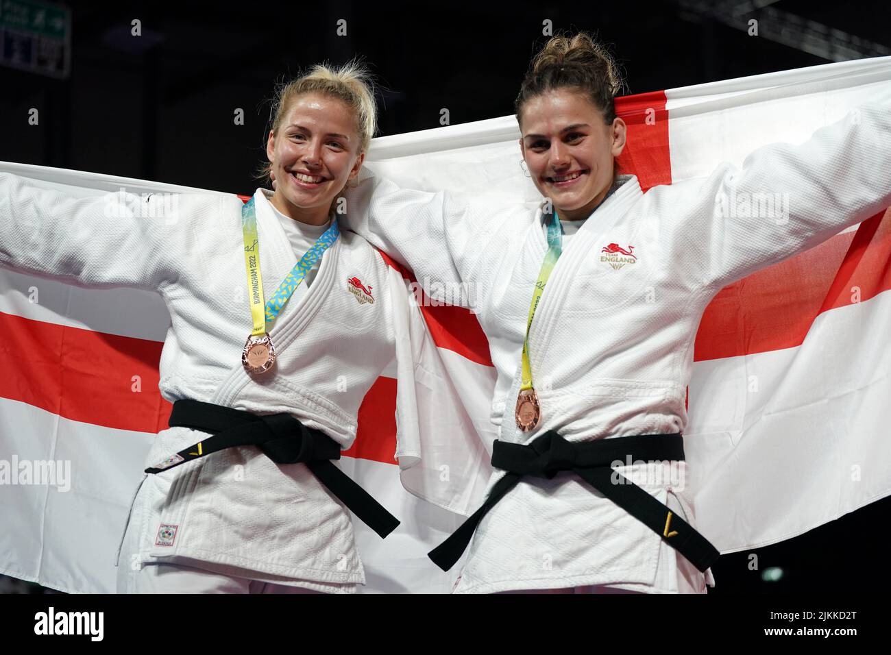 England's Kelly Petersen-Pollard (left) and Katie-Jemima Yeats-Brown after winning bronze in the Women's -70 kg at Coventry Arena on day five of the 2022 Commonwealth Games. Picture date: Tuesday August 2, 2022. Stock Photo