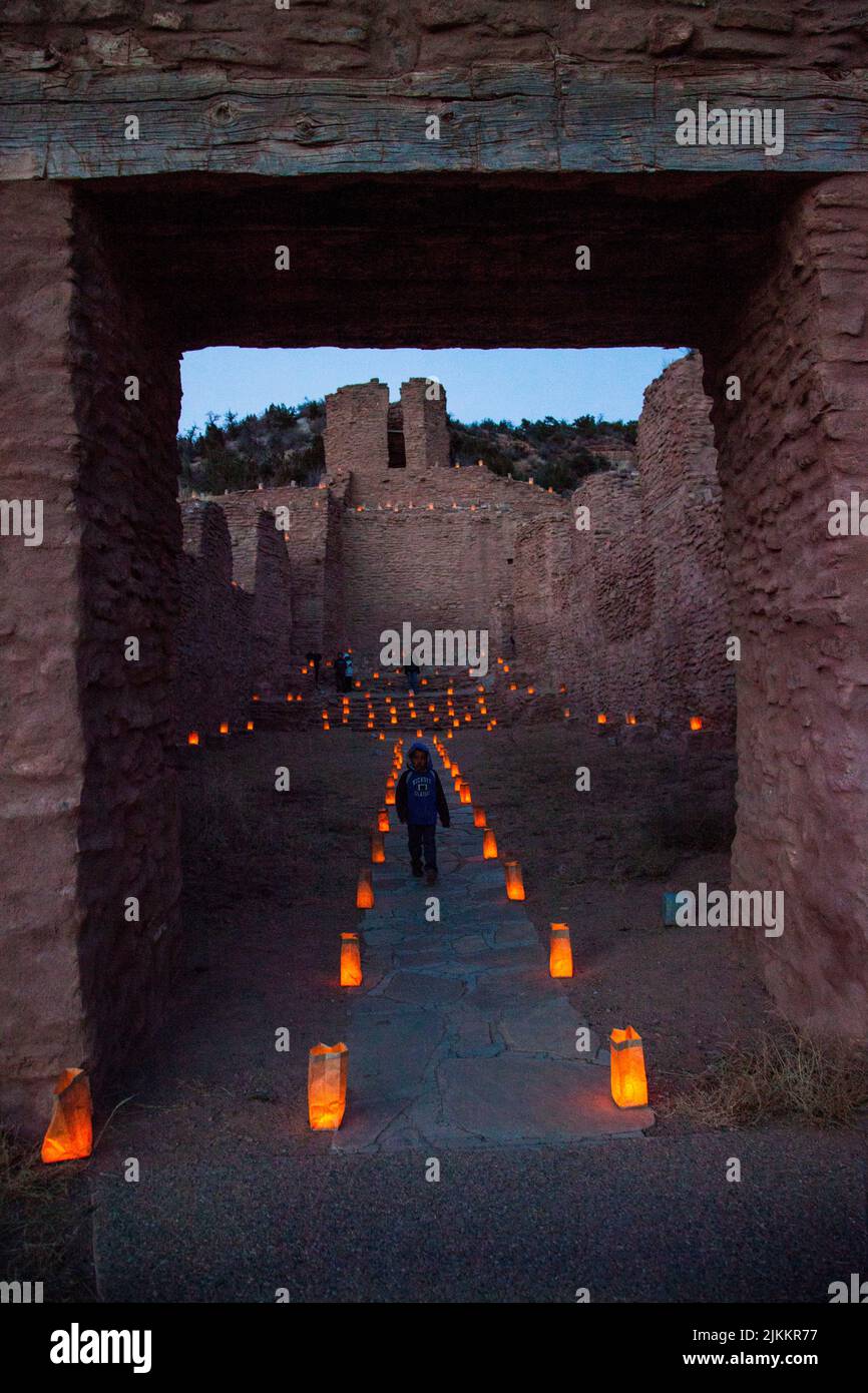 Luminarias new mexico hires stock photography and images Alamy