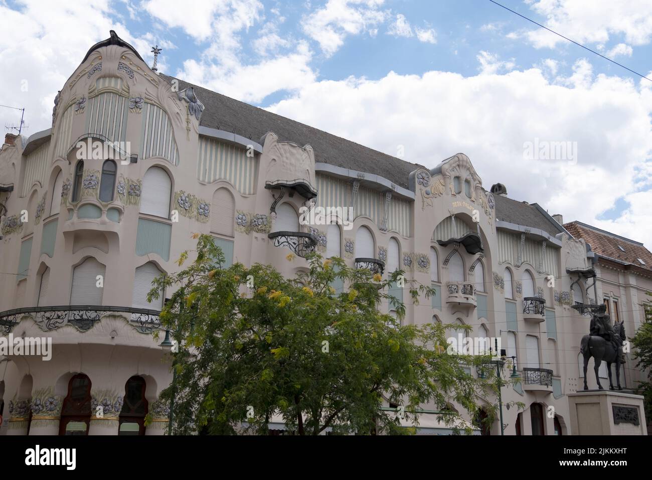 Reok palace is a mind blowing green and lilac art nouveau structure hi ...
