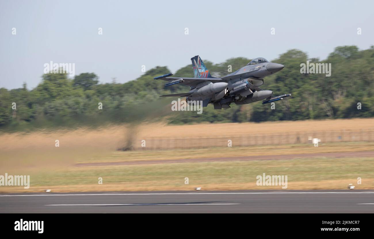 Royal Netherland Air Force F-16AM Fighting Falcon departing the Royal International Air Tattoo post taking part in the static display, 312 Squadon jet Stock Photo