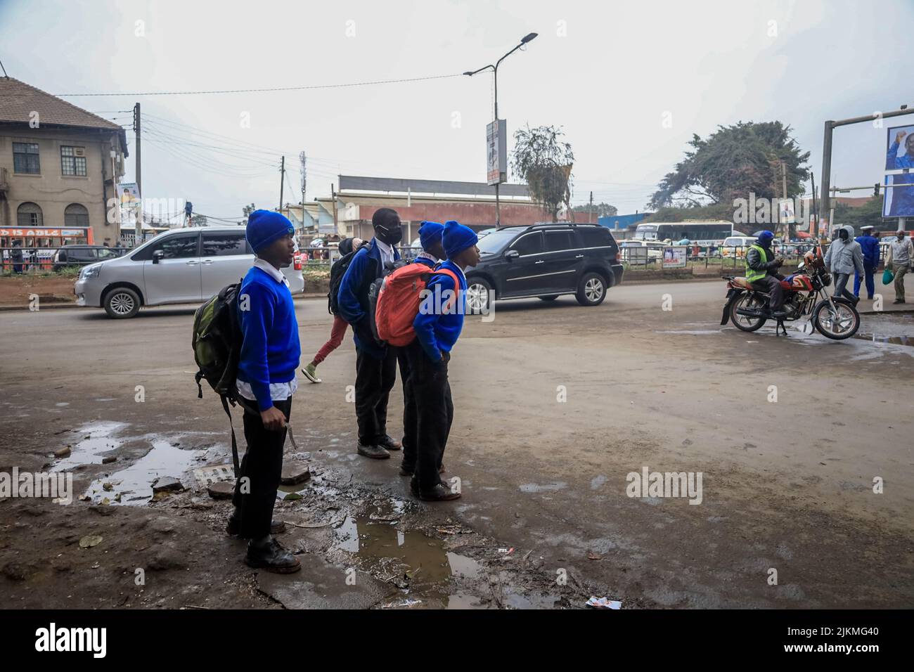 Nairobi, Kenya. 2nd Aug, 2022. Students walk past the crowded streets in Nairobi's Central Business District heading home after a directive from the Education Cabinet Secretary (CS) George Magoha to close Schools and pave way for the 2022 General Elections in Kenya. Most Kenyan schools were on August 2, 2022 closed for a short midterm holiday following an order from Education Cabinet Secretary (CS) professor George Magoha to create enough time of preparation for the August 9, 2022 General Elections in Kenya. (Credit Image: © Donwilson Odhiambo/ZUMA Press Wire) Stock Photo