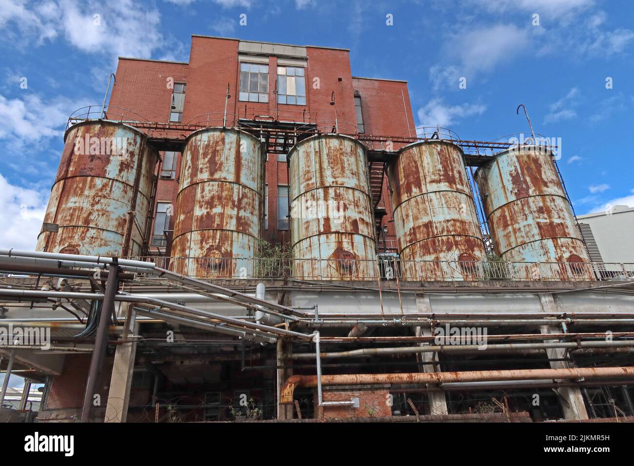 Storage tanks at Crossfields ,Unilever factory, Bank Quay , Warrington, Cheshire, England, UK, WA1 Stock Photo