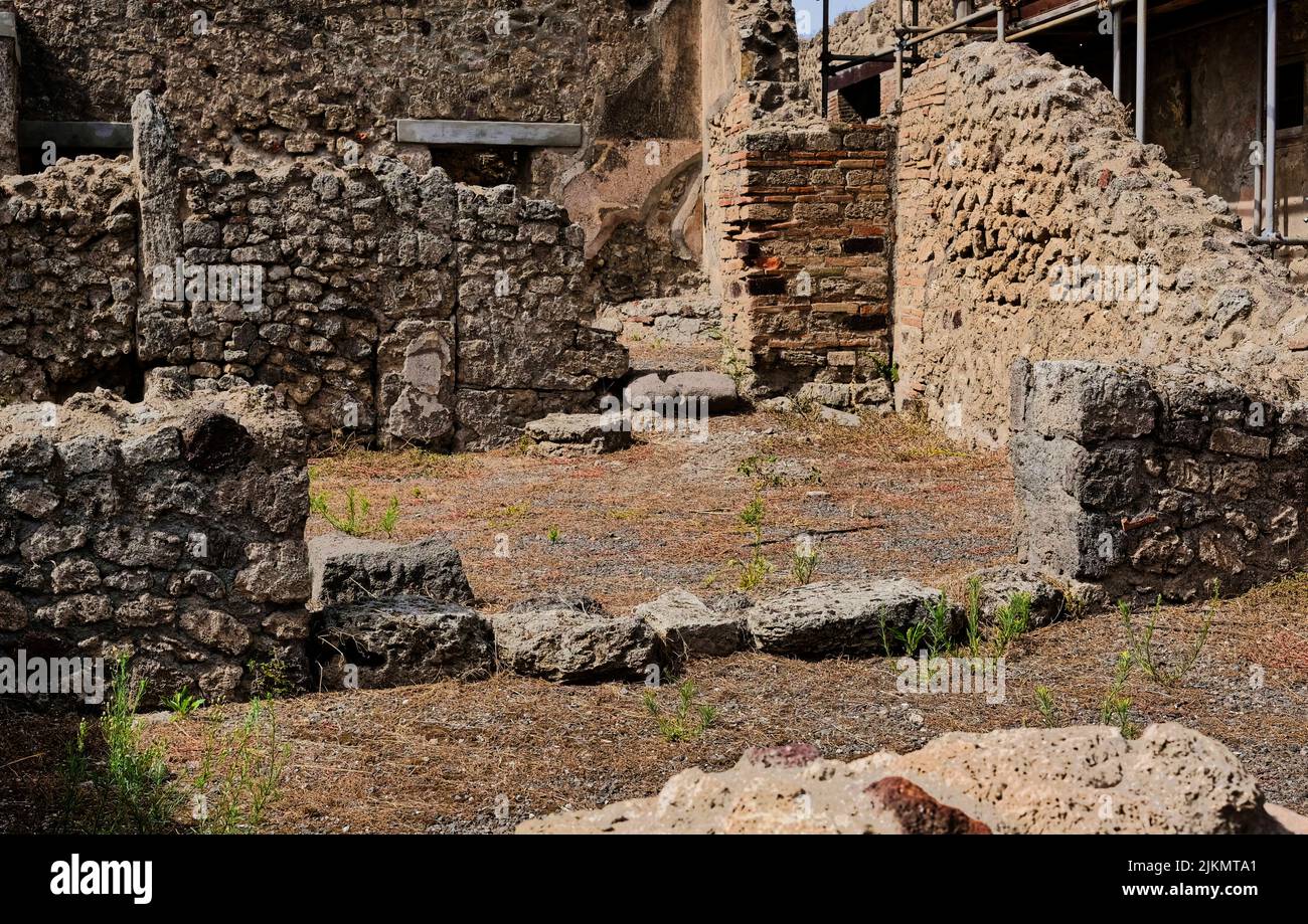 The Wonderful Houses Of Pompeii Perfectly preserved, after the eruption