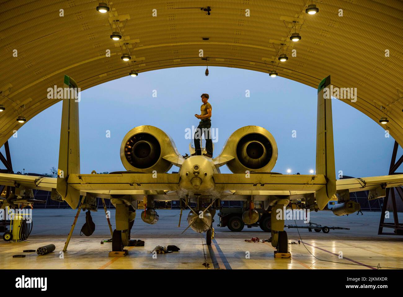 Osan Air Base, South Korea. 5th July, 2022. Senior Airman Thomas Satterlee, 25th Fighter Generation Squadron crew chief, performs post flight maintenance on an A-10C Thunderbolt II at Osan Air Base, Republic of Korea, July 5, 2022. The A-10s assigned to the 25th Fighter Squadron recently returned from Eielson Air Force Base, Alaska, after providing close-air support during Red Flag 22-2. Credit: U.S. Air Force/ZUMA Press Wire Service/ZUMAPRESS.com/Alamy Live News Stock Photo