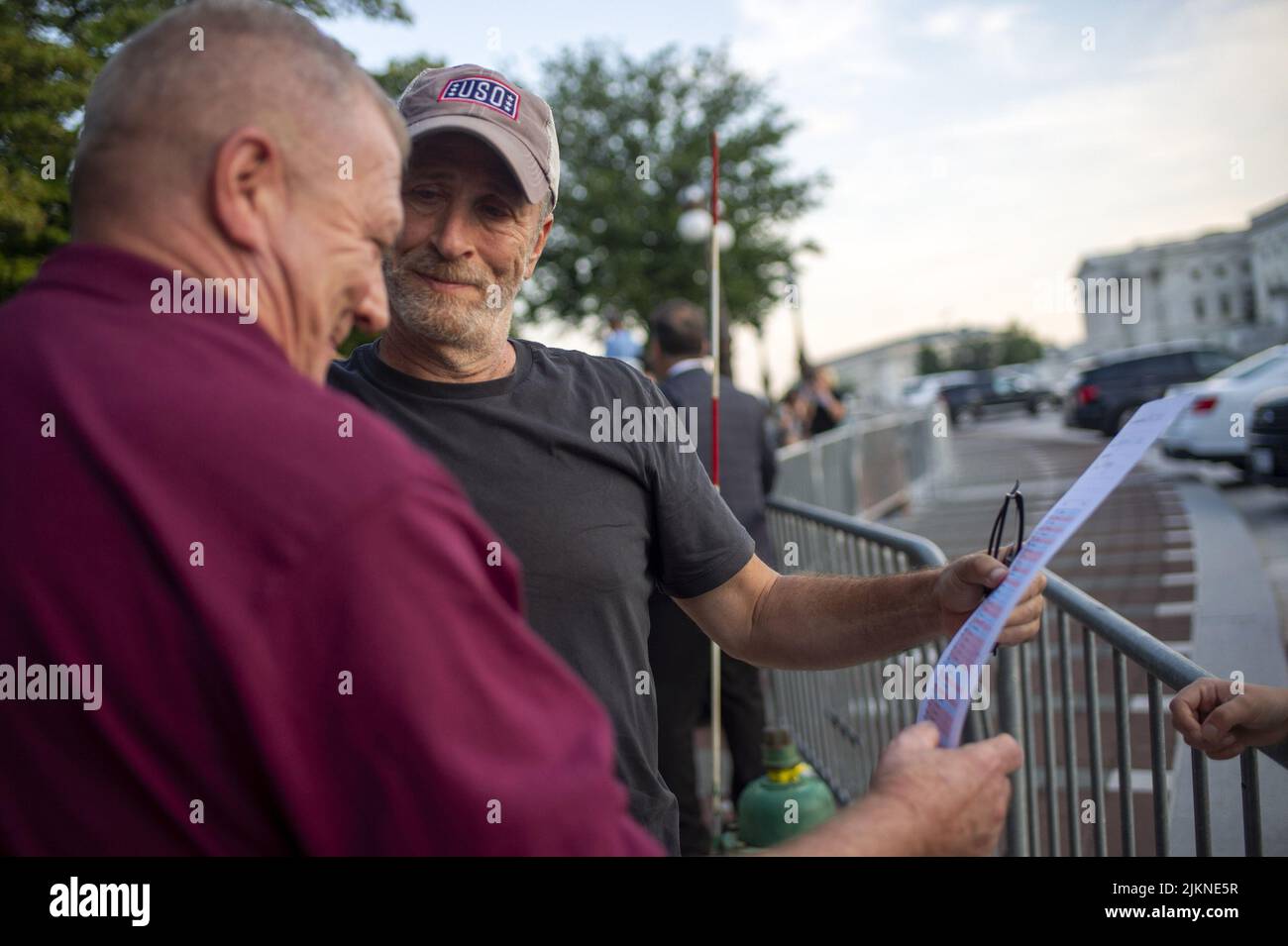 Burn pits 360 hires stock photography and images Alamy