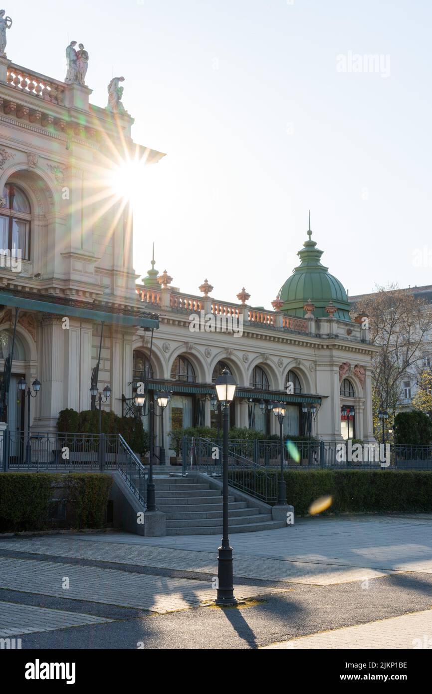 Concert hall vienna hi-res stock photography and images - Alamy