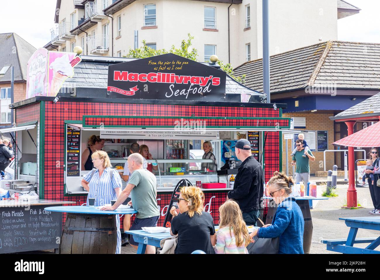 Oban pier and quayside fresh seafood cafe, MacGillivrays selling local ...