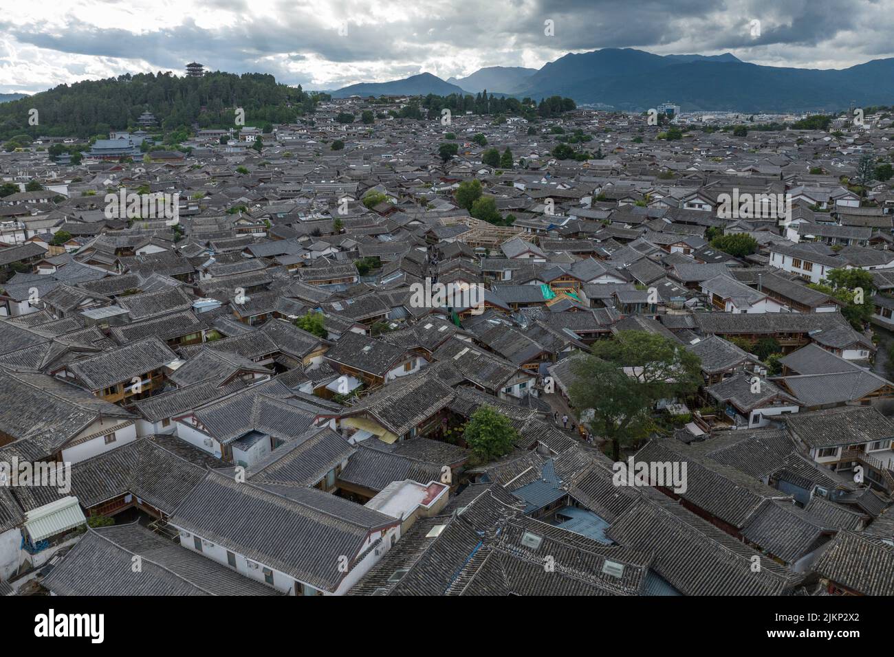 Aerial view of Lijiang Old Town in Yunnan, China Stock Photo - Alamy